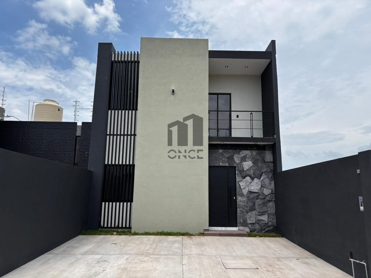 Casa en renta en Villa de Álvarez, Colima — foto 1 de 15